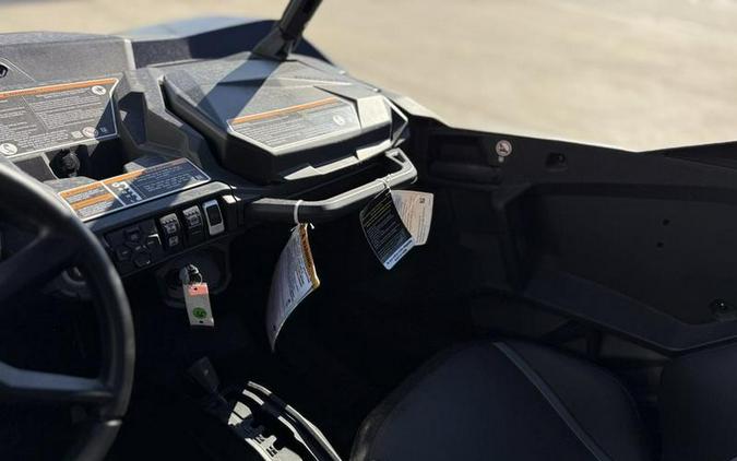 2026 Can-Am® Commander MAX XT 1000R