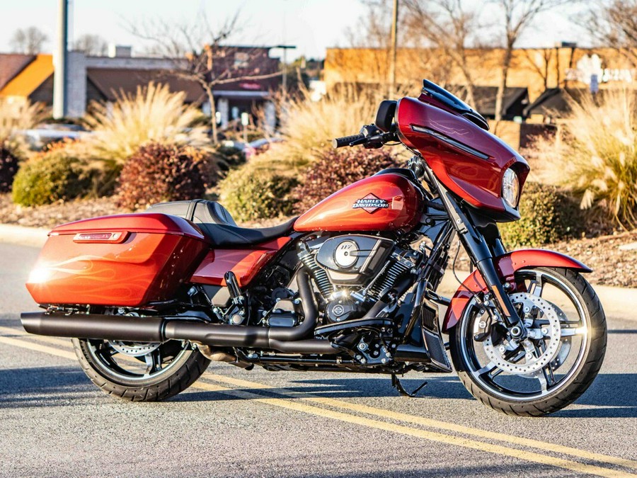 FLHX 2025 Street Glide®
