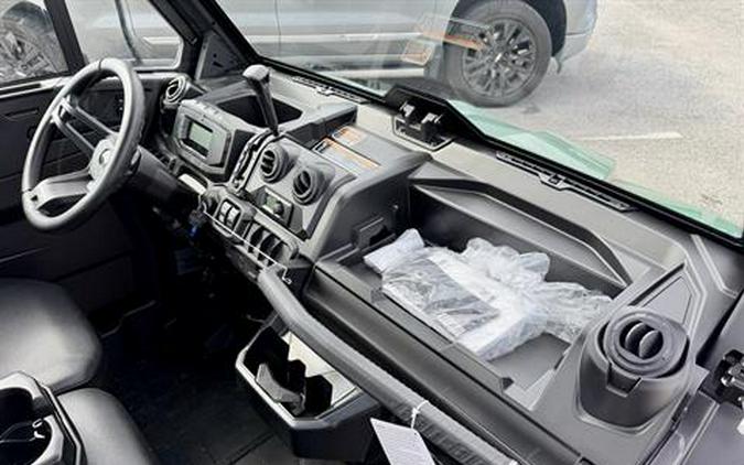 2026 Can-Am Defender DPS CAB HD10