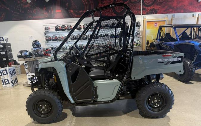 2026 Honda Pioneer 520