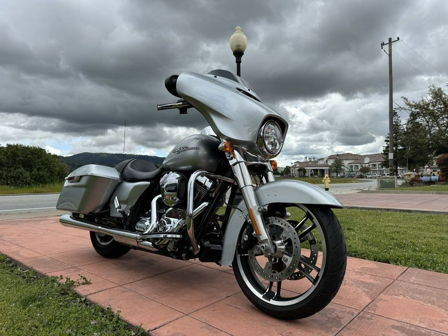 2014 Harley-Davidson® FLHX - Street Glide®