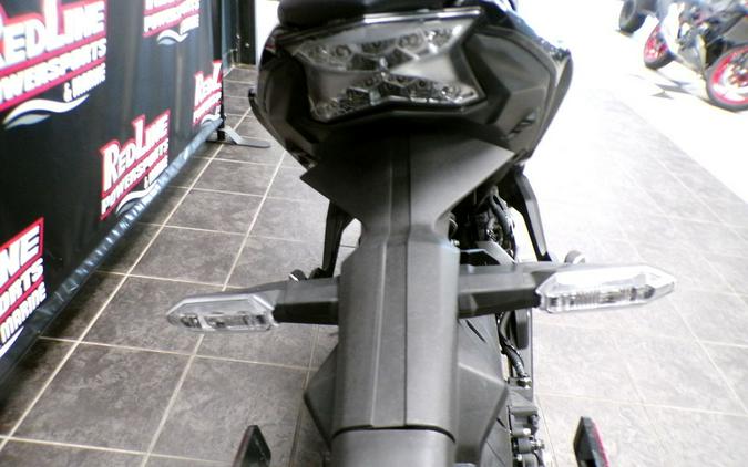 2024 Kawasaki Ninja® 650 Metallic Matte Dark Gray/Metallic Spark Black