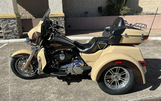 2014 Harley-Davidson FLHTCUTG - Tri Glide Ultra