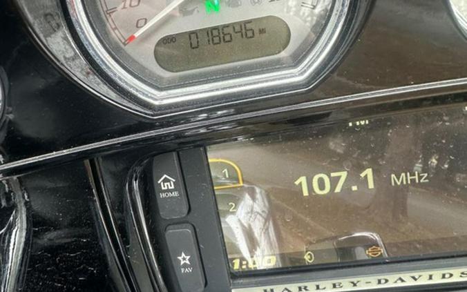 2016 Harley-Davidson Street Glide® Special