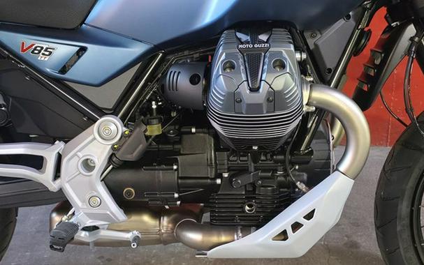 2027 Moto Guzzi V85 TT Travel