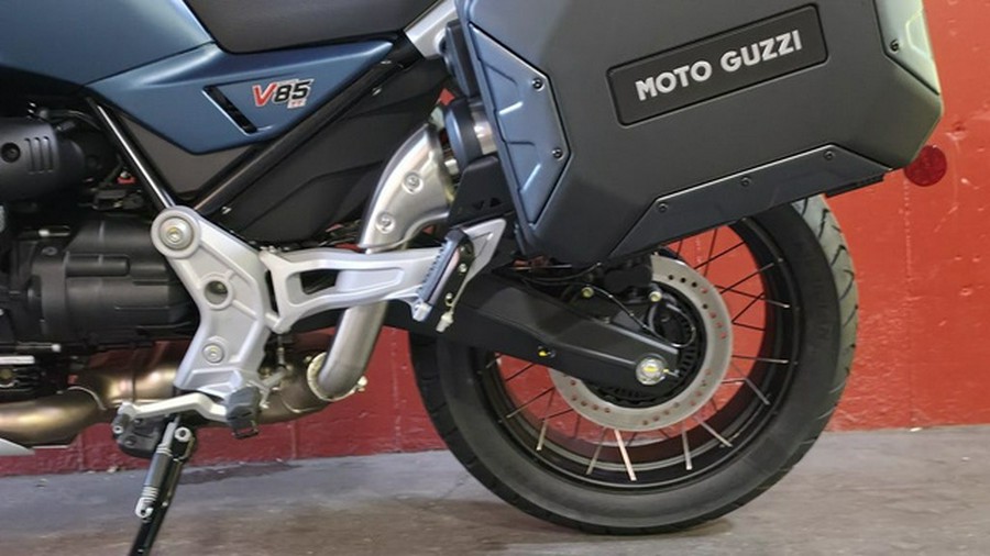 2027 Moto Guzzi V85 TT Travel