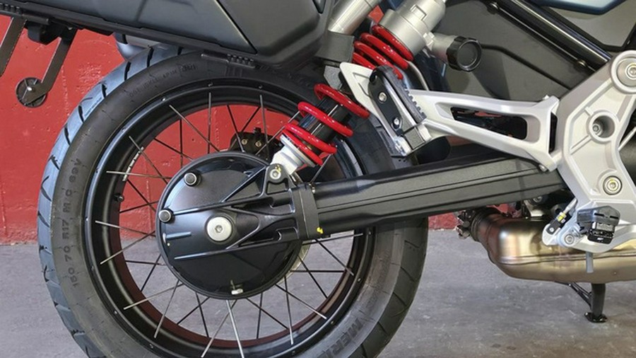 2027 Moto Guzzi V85 TT Travel