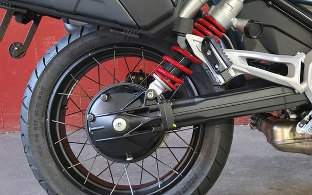 2027 Moto Guzzi V85 TT Travel