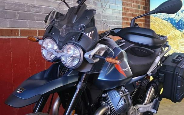 2027 Moto Guzzi V85 TT Travel