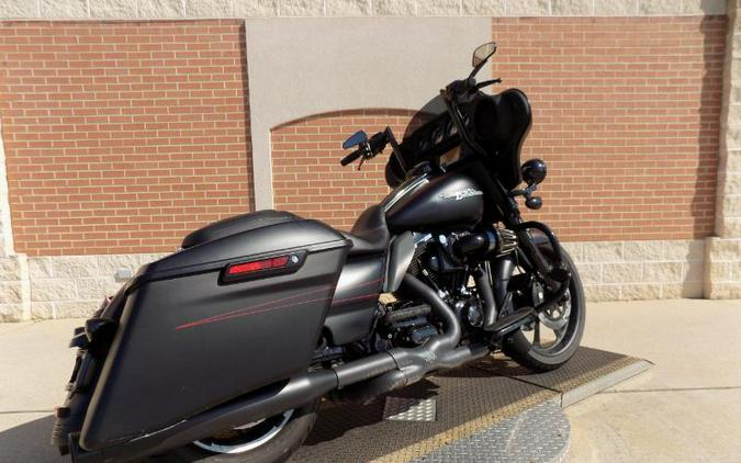 2015 Harley-Davidson STREET GLIDE SPECIAL