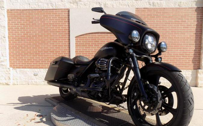 2015 Harley-Davidson STREET GLIDE SPECIAL