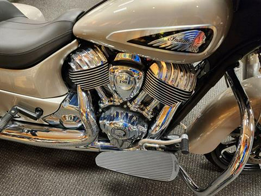 2022 Indian Motorcycle Chieftain® Limited