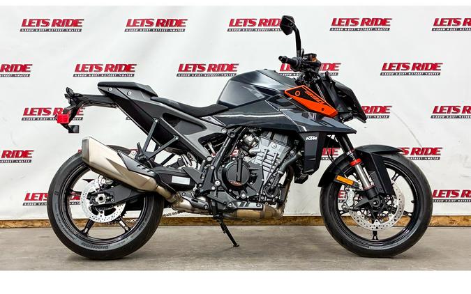 2024 KTM 990 DUKE