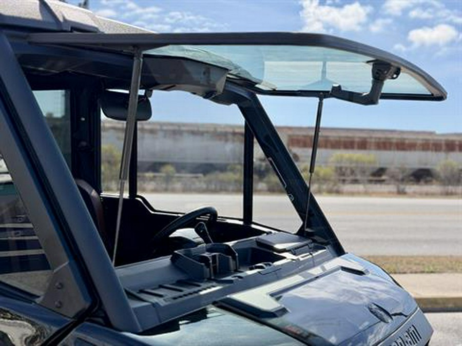 2026 Can-Am Defender MAX Lone Star CAB HD11