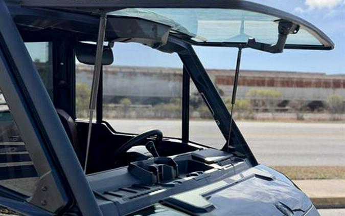 2026 Can-Am Defender MAX Lone Star CAB HD11