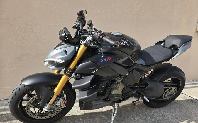 2024 DUCATI STREETFIGHTER V4