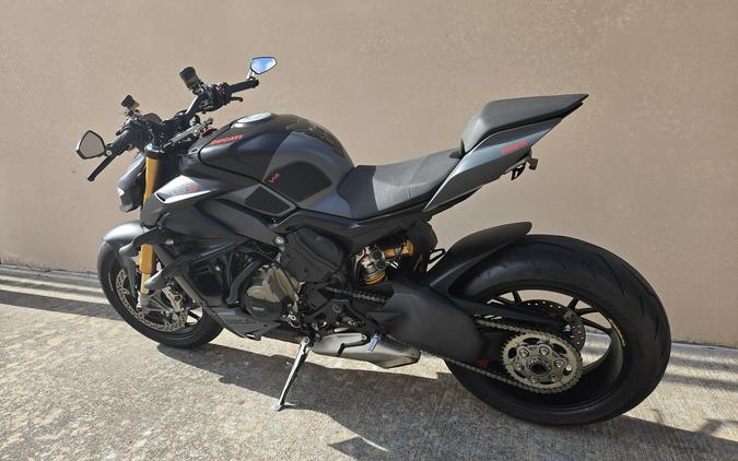 2024 DUCATI STREETFIGHTER V4