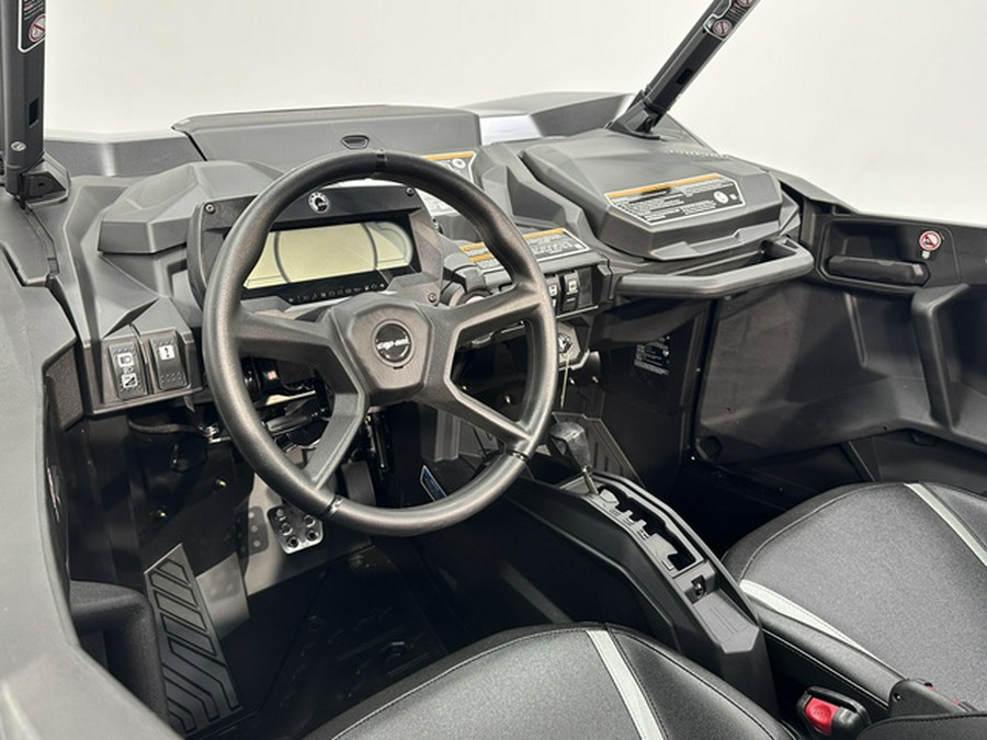 2026 Can-AM Commander XT 700