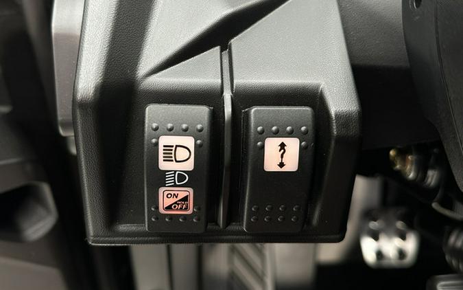2026 Can-AM Commander XT 700