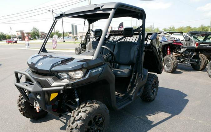 2023 Can-Am Defender XT HD10