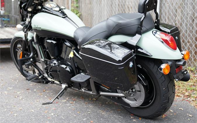 2023 Kawasaki Vulcan 900 Custom