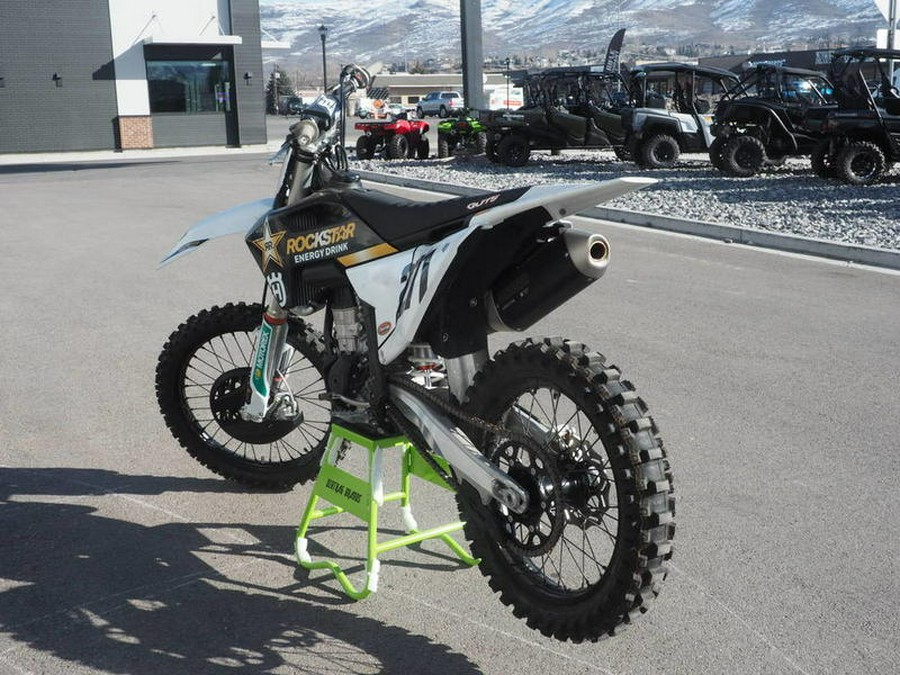 2022 Husqvarna® FC 450 Rockstar Edition