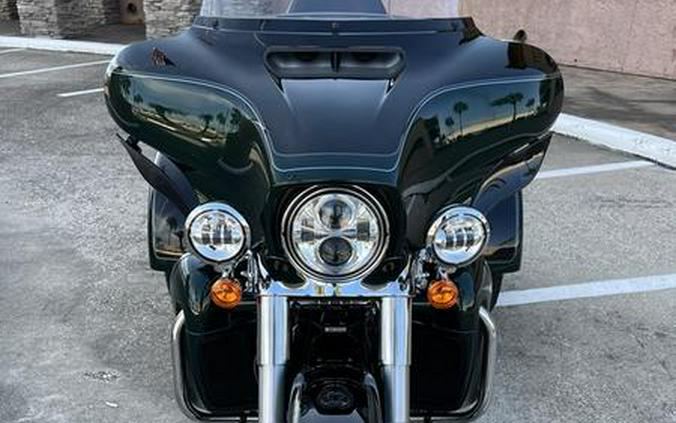 2024 Harley-Davidson® FLHTCUTG - Tri Glide® Ultra