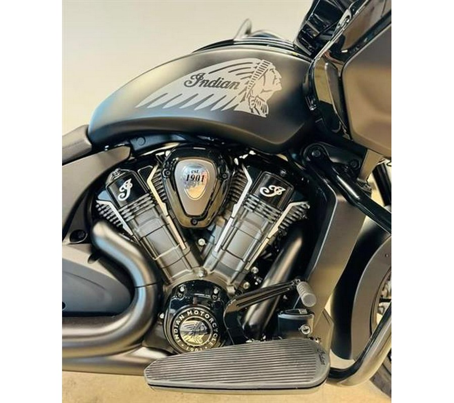 2024 Indian Motorcycle Challenger® Dark Horse®