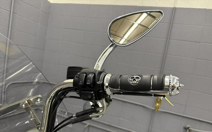 2004 Harley-Davidson® FXST - Softail® Standard