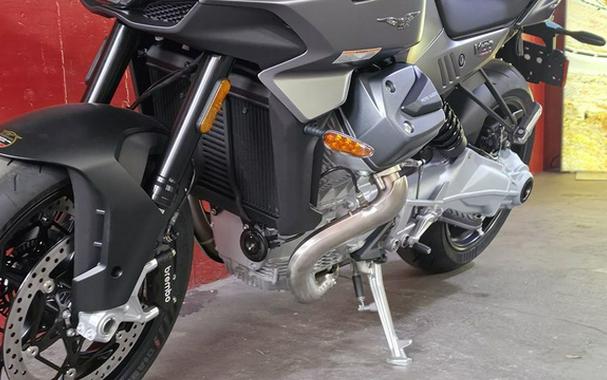 2027 Moto Guzzi V100 Mandello