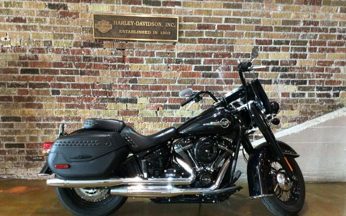 2019 Harley-Davidson Heritage Classic 107