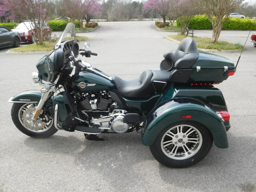 FLHTCUTG 2024 Tri Glide Ultra