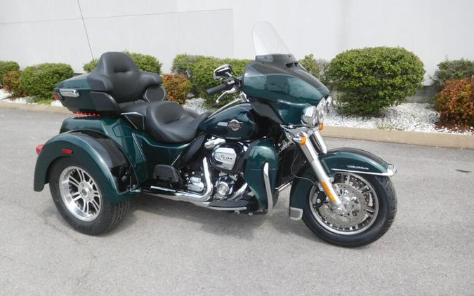 FLHTCUTG 2024 Tri Glide Ultra