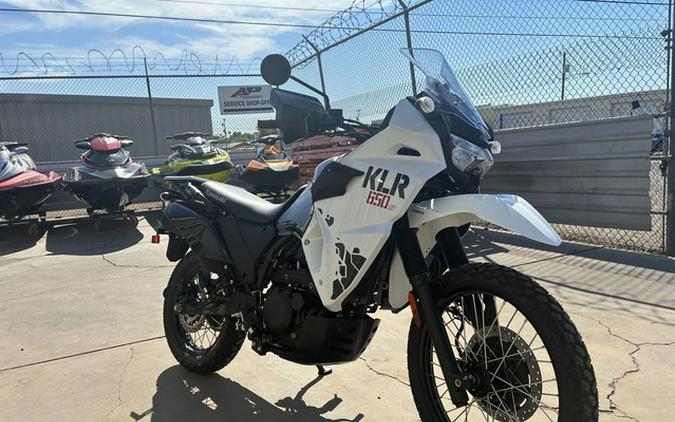 2025 Kawasaki KLR650 S Pearl Crystal White/Metallic Carbon Gray