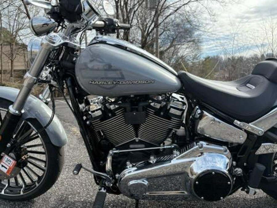 2025 Harley-Davidson Breakout