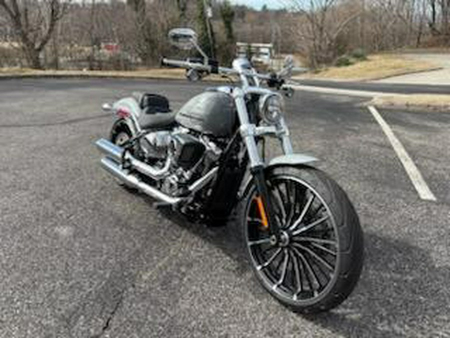 2025 Harley-Davidson Breakout