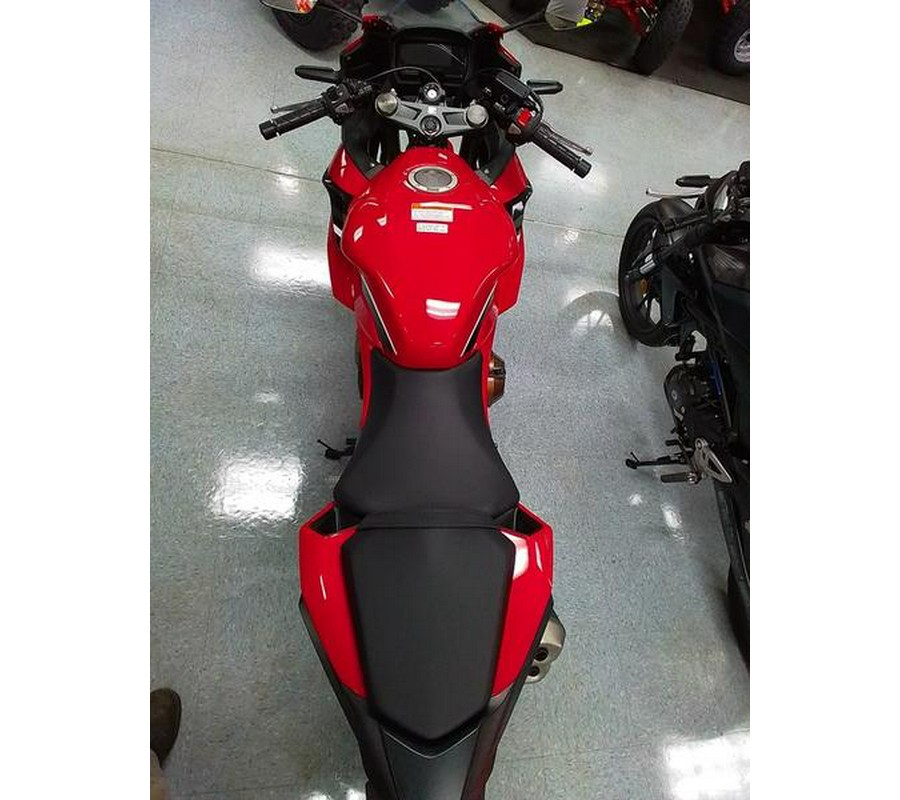 2025 Honda® CBR500R