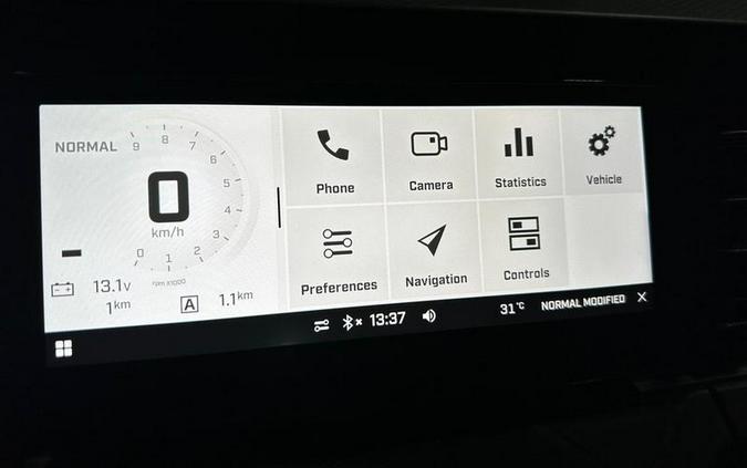 2026 Can-Am® Defender MAX Limited HD11 Desert Tan & Carbon Black