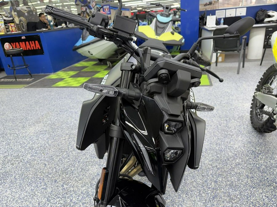 2026 Suzuki GSX-8S