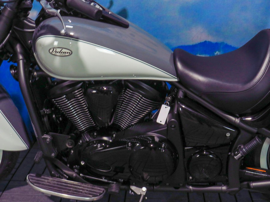 2024 Kawasaki Vulcan® 900 Classic