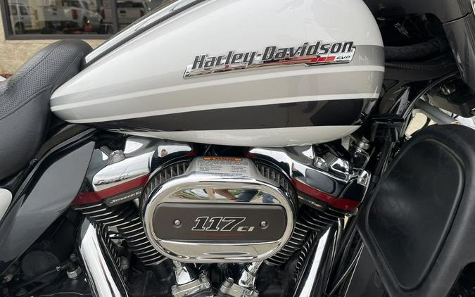 2020 Harley-Davidson® FLHTCUTGSE - CVO™ Tri Glide®