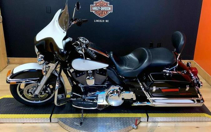 2009 Harley-Davidson® FLHTP