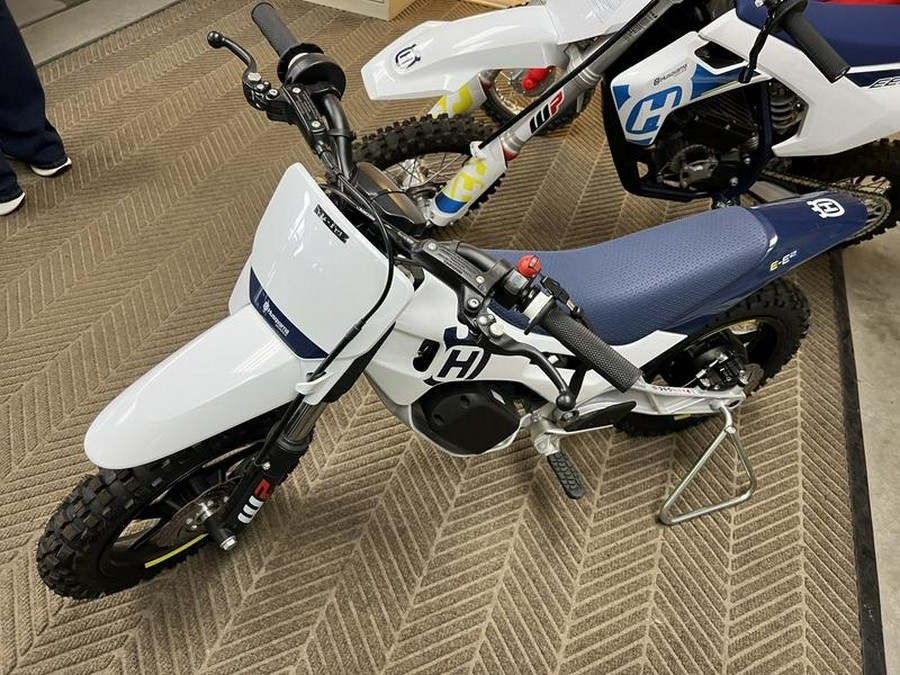 2024 Husqvarna® EE 2