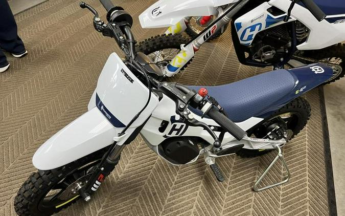 2024 Husqvarna® EE 2