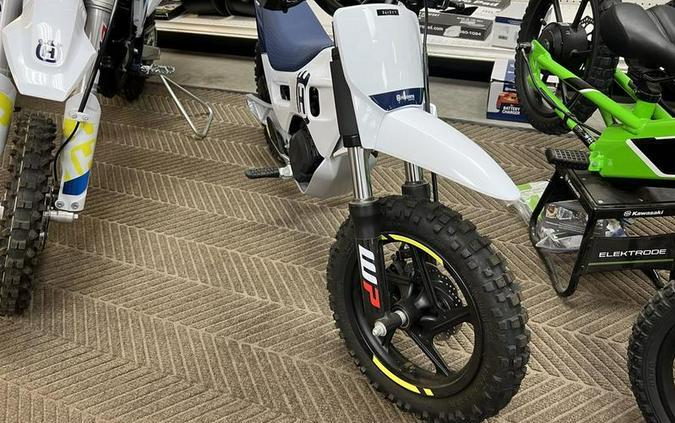 2024 Husqvarna EE 2 First Look [7 Fast Facts, 27 Photos]