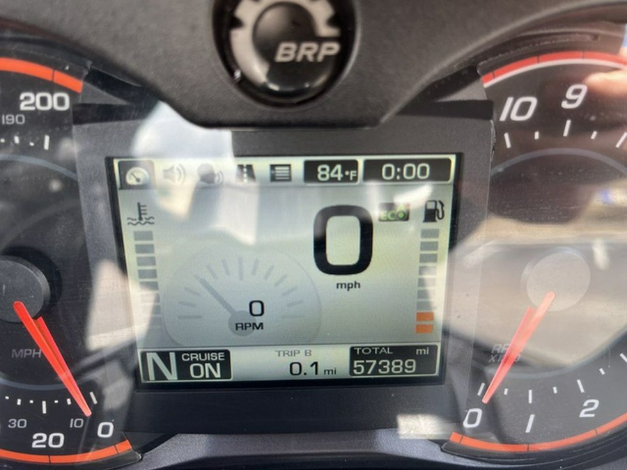 2017 Can-Am Spyder F3 Limited 6-Speed Semi-Automatic (SE6)