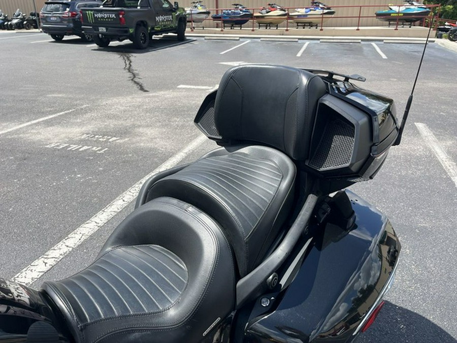 2017 Can-Am Spyder F3 Limited 6-Speed Semi-Automatic (SE6)