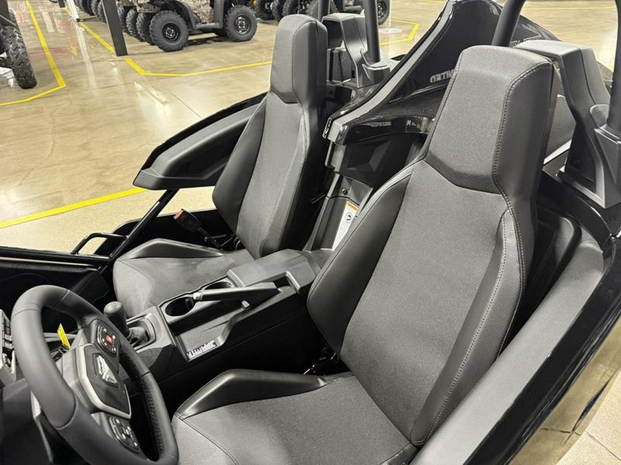 2025 Polaris® SLINGSHOT SL MANUAL