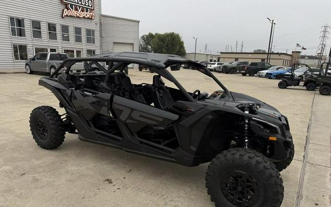 2026 Can-Am® Maverick X3 MAX X ds Turbo RR Triple Black_7.6 in.