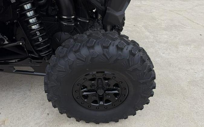 2026 Can-Am® Maverick X3 MAX X ds Turbo RR Triple Black_7.6 in.